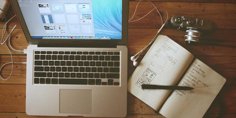 数字时代的护眼革命：科学应对蓝光伤害与视力保健全攻略