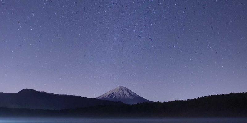 眼睛干涩不只是疲劳！全面解析干眼症的成因、症状与科学治疗方案